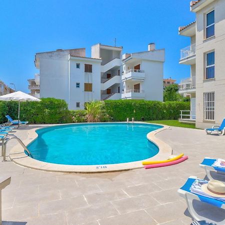 Apartamentos Llevant Port de Pollenca Luaran gambar