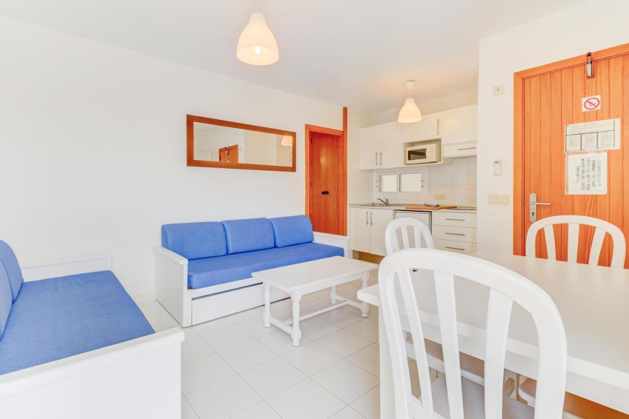 Apartamentos Llevant Port de Pollenca Luaran gambar