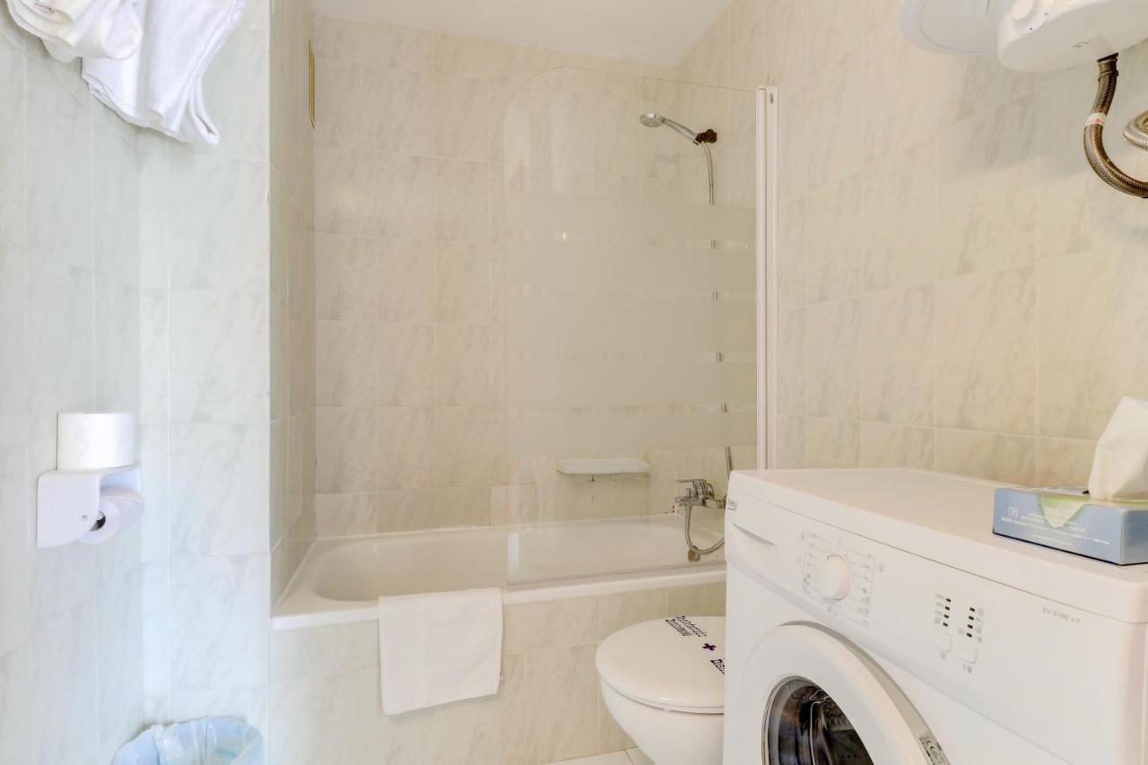 Apartamentos Llevant Port de Pollenca Luaran gambar