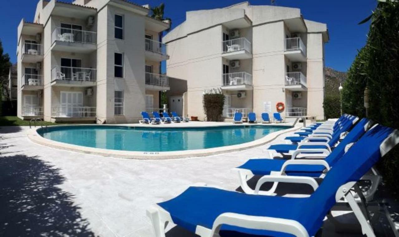 Apartamentos Llevant Port de Pollenca Luaran gambar